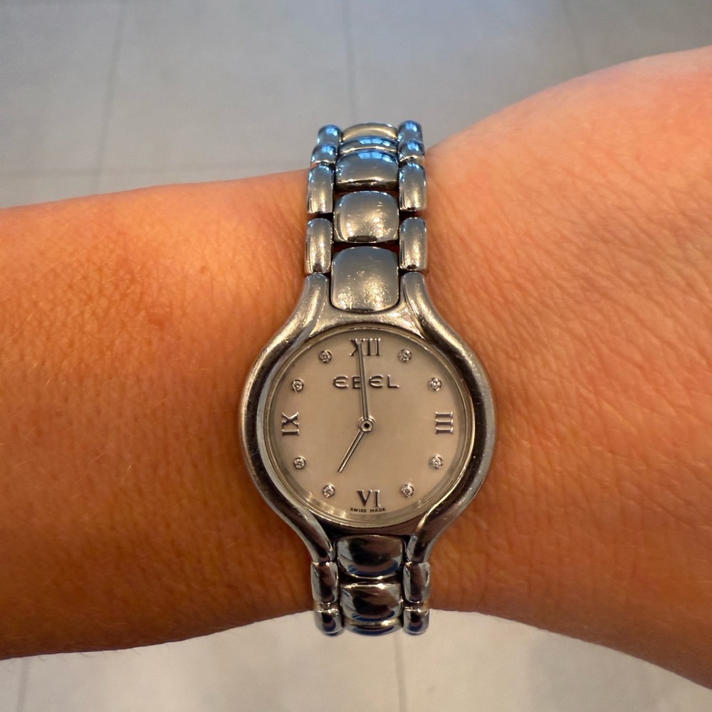 Evelyn beluga Silver Classic Watch diamonds and mother of pearl